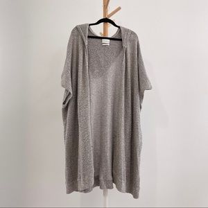 Aritzia Community Ionic Cape w/Hood. Grey size M/L